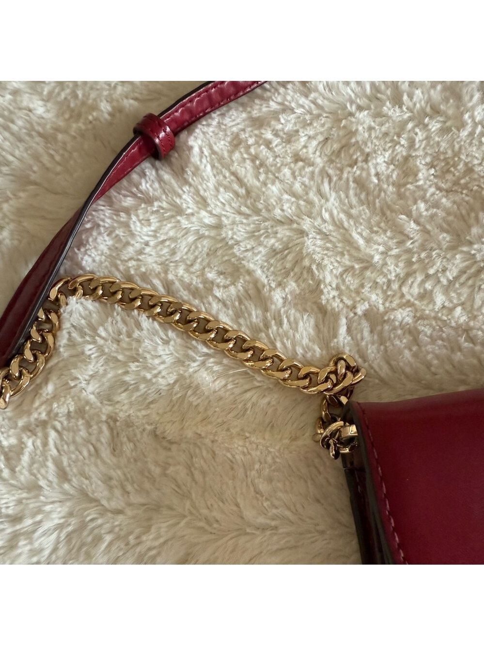 ⭐️Michael Kors Burgundy crossbody chain Bag - Picture 4 of 6